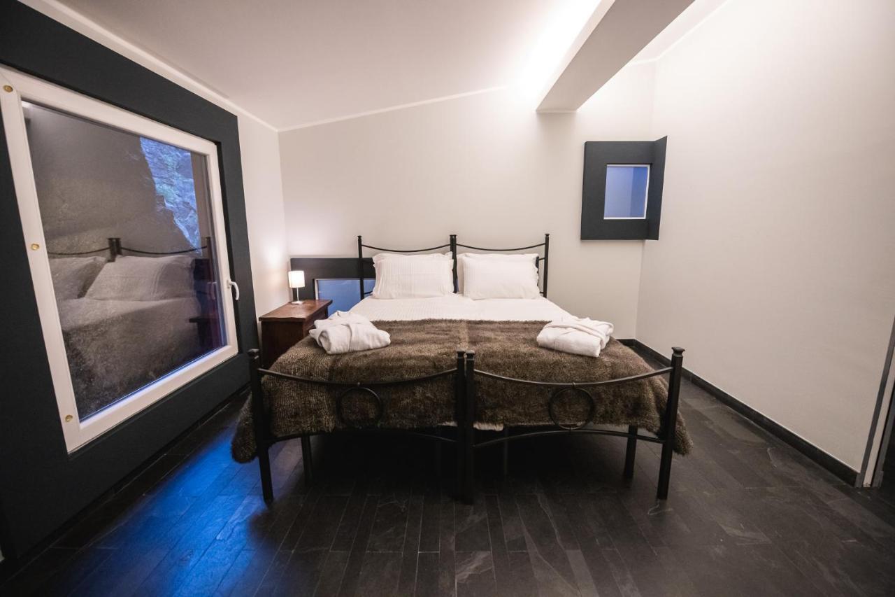 V Apartments Беллінцона Екстер'єр фото
