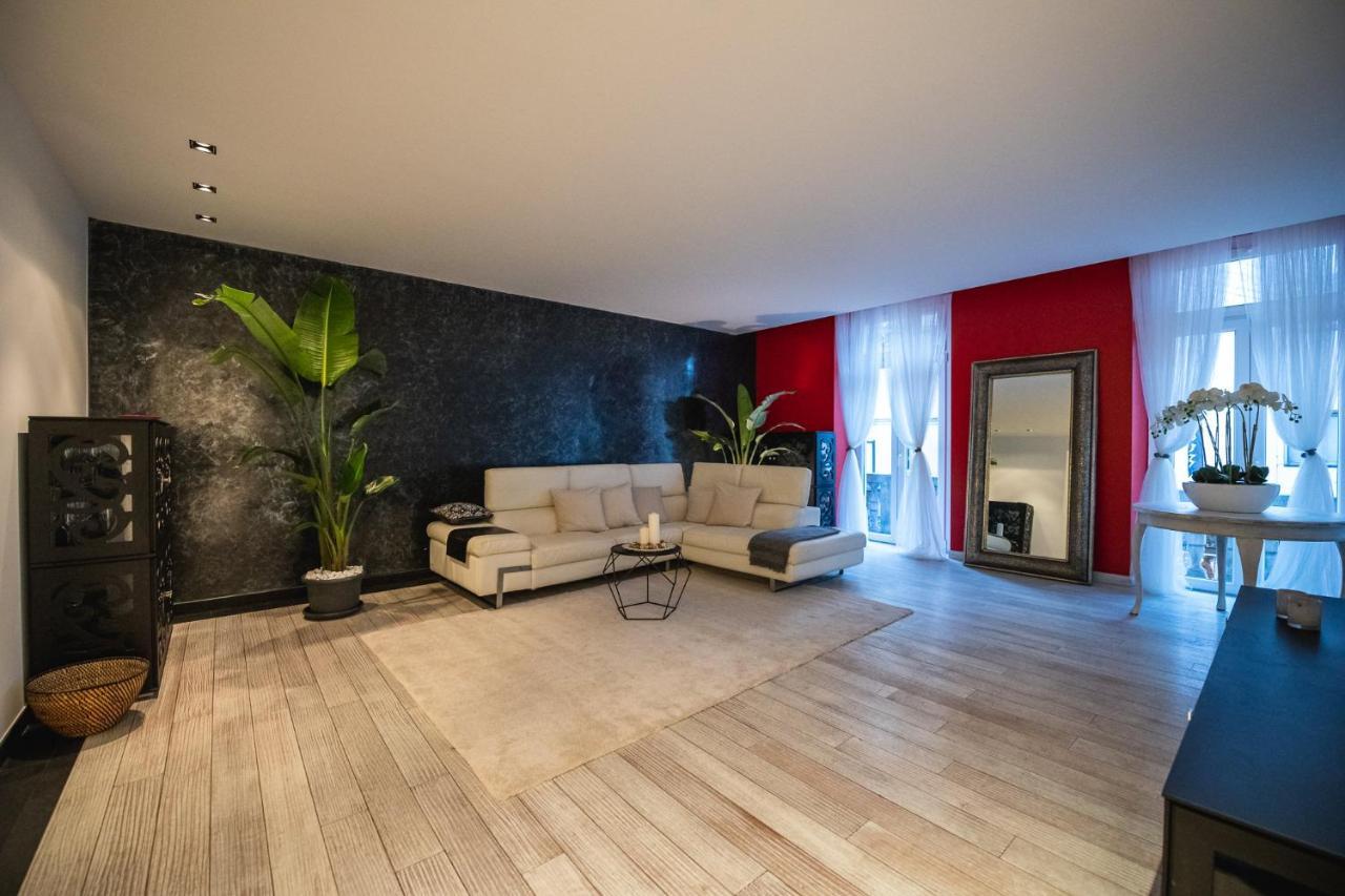 V Apartments Беллінцона Екстер'єр фото