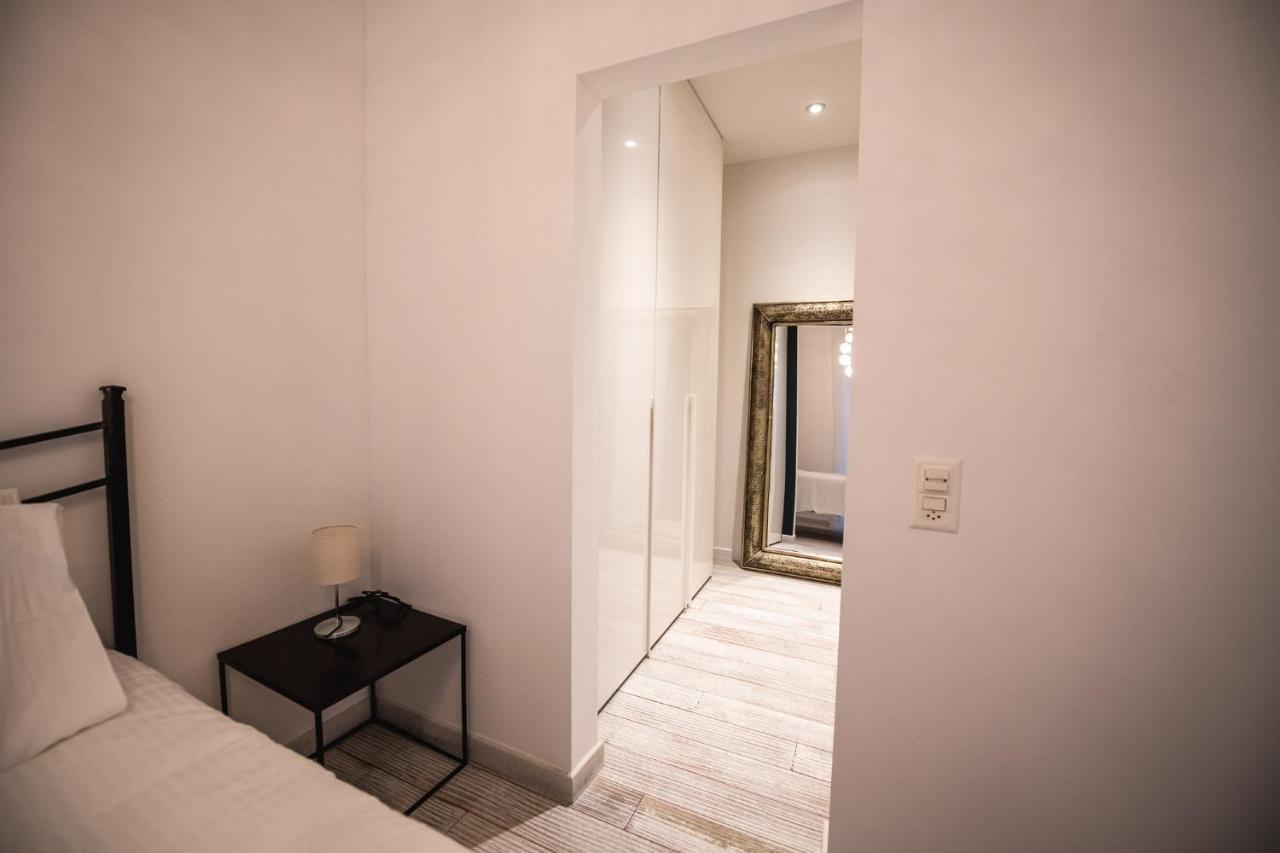 V Apartments Беллінцона Екстер'єр фото